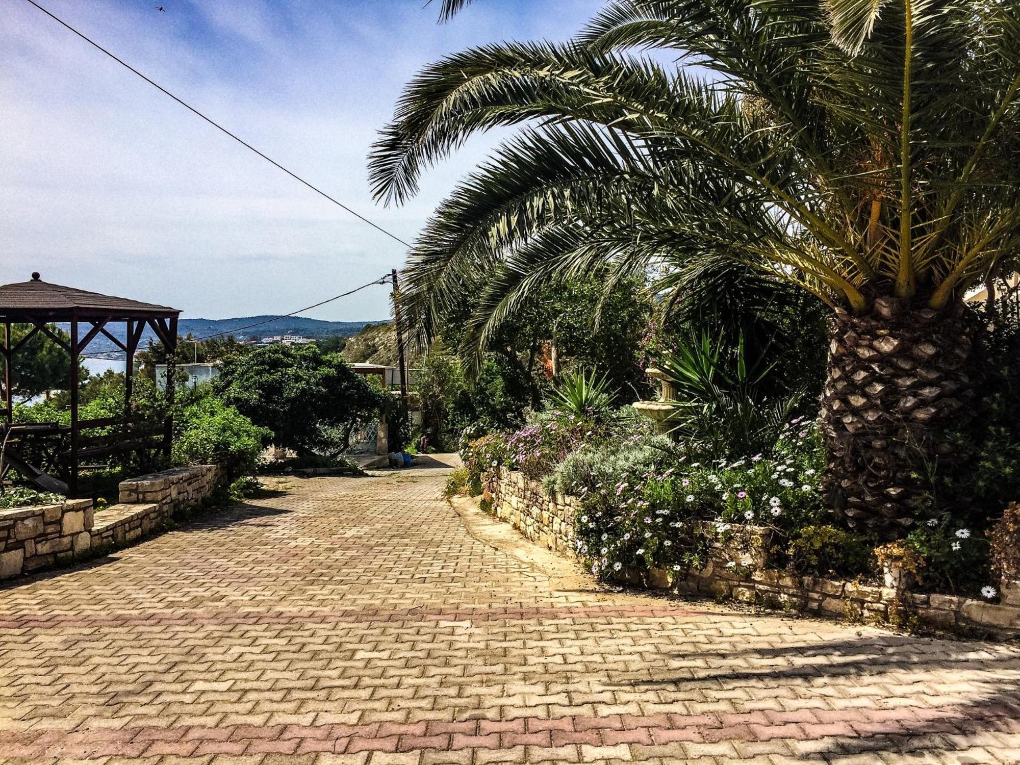 Vasilikos Apartments Paralia Agias Foteinis Exterior foto